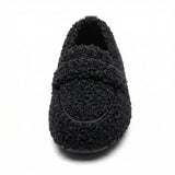 Plush Slippers – Cozy Lined Design, Non-Slip Sole, Indoor Outdoor Use