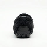 Plush Slippers – Cozy Lined Design, Non-Slip Sole, Indoor Outdoor Use