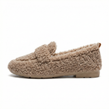 Plush Slippers – Cozy Lined Design, Non-Slip Sole, Indoor Outdoor Use